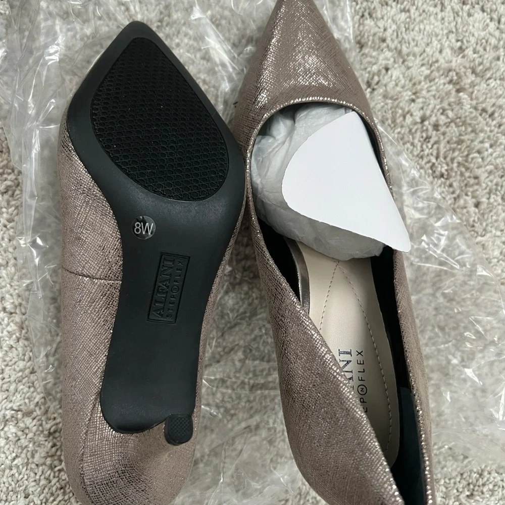 NIB Alfani StepNFlex fit 8W - Picture 4 of 6